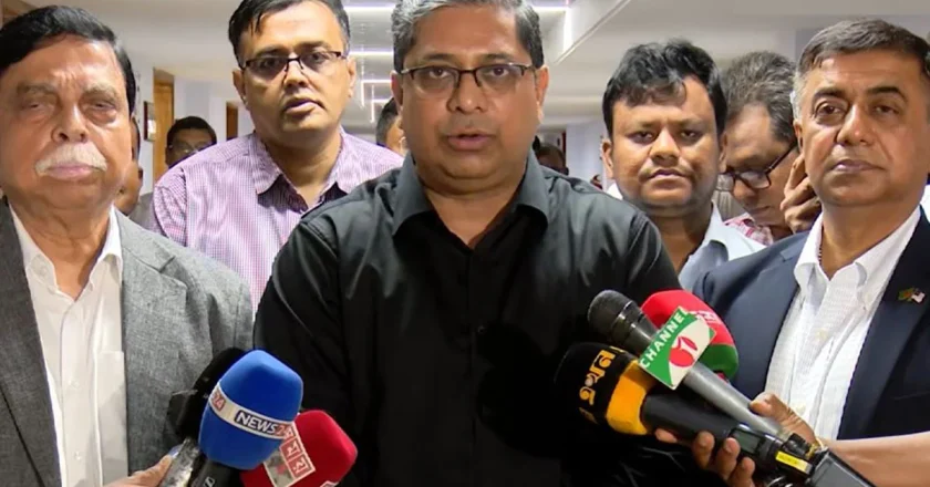 সেপ্টেম্বর থেকে ৬ মাসে মালয়েশিয়া যাবে ২ লাখ বাংলাদেশি শ্রমিক